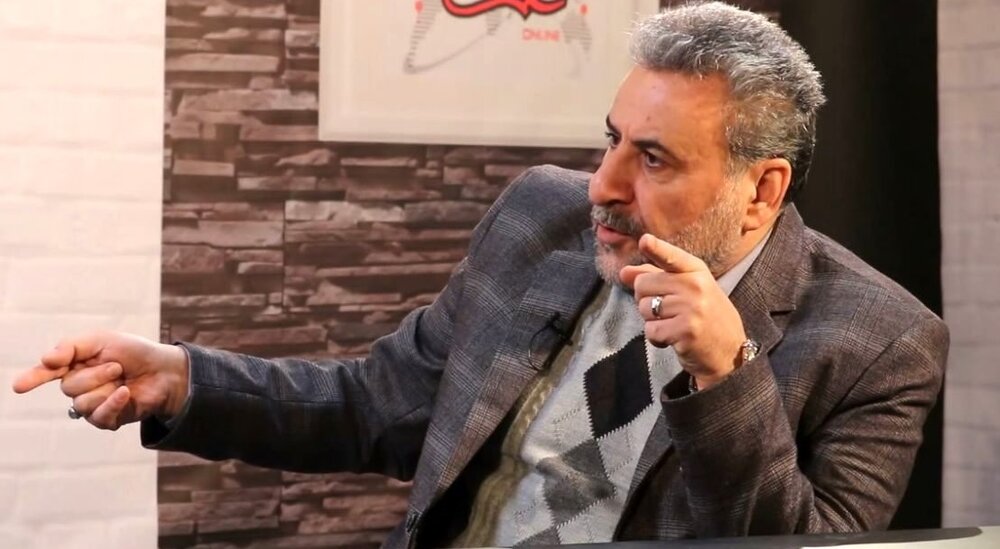 انتقاد فلاحت‌پیشه از مولدسازی: قرار بود اموال بنیاد مستضعفان، ستاد اجرای و...برای رفع مشکلات معیشتی، در اختیار مردم قرار