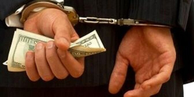 وزارت اطلاعات: بازداشت ۷۱  «اخلالگر کلان ارزی» / اتهام: از خرید و قروش غیرقانونی  ارز تا کانال های فردایی + جزئیات