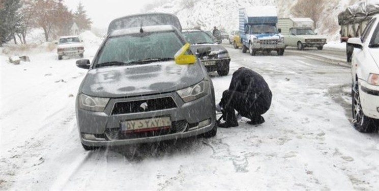 ضرورت داشتن زنجیرچرخ در جاده‌های کوهستانی گلستان