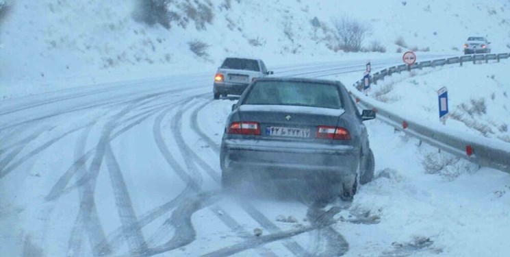 تمام محورهای مواصلاتیِ کوهستانی در گلستان مسدود شد