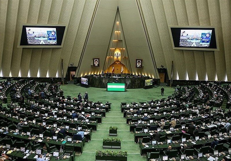 رکورددار غیبت در مجلس را بشناسید/ منظم ترین نماینده تهران چه کسی است؟ +عکس