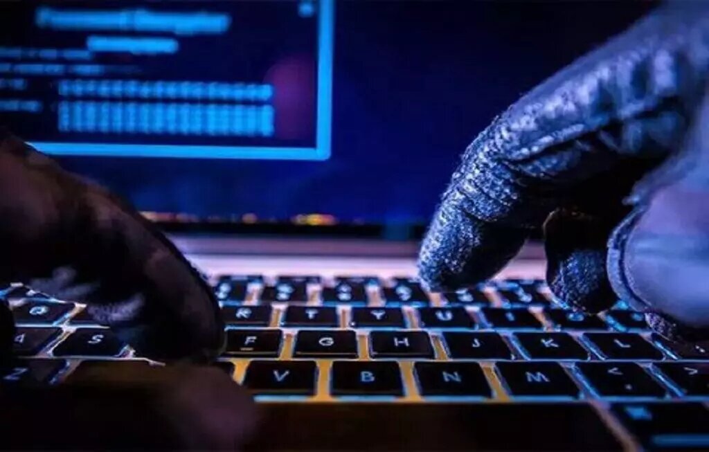 خبرهای جدید از حمله هکرهای منافقین به سایت و سامانه های داخلی مجلس