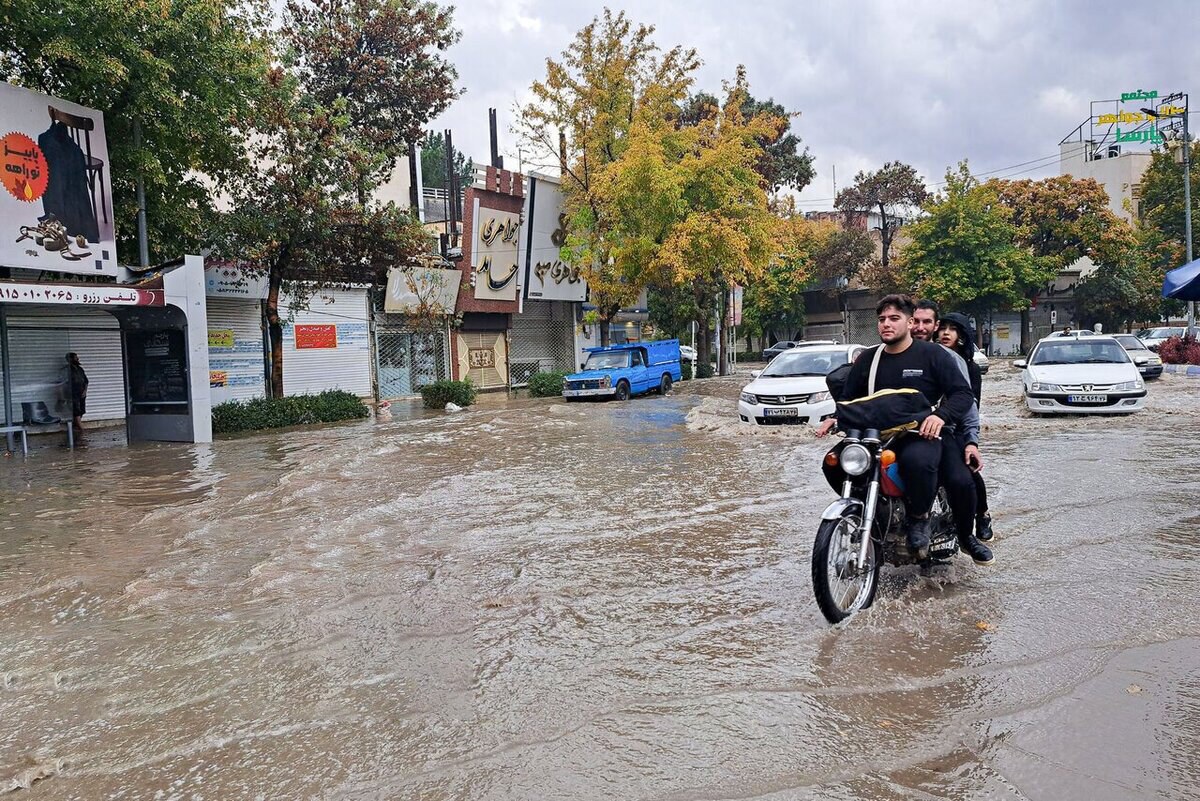 هشدار قرمز صادر شد ؛ تشدید باران در این ۵ استان | لزوم پرهیز از سفرهای برون‌شهری