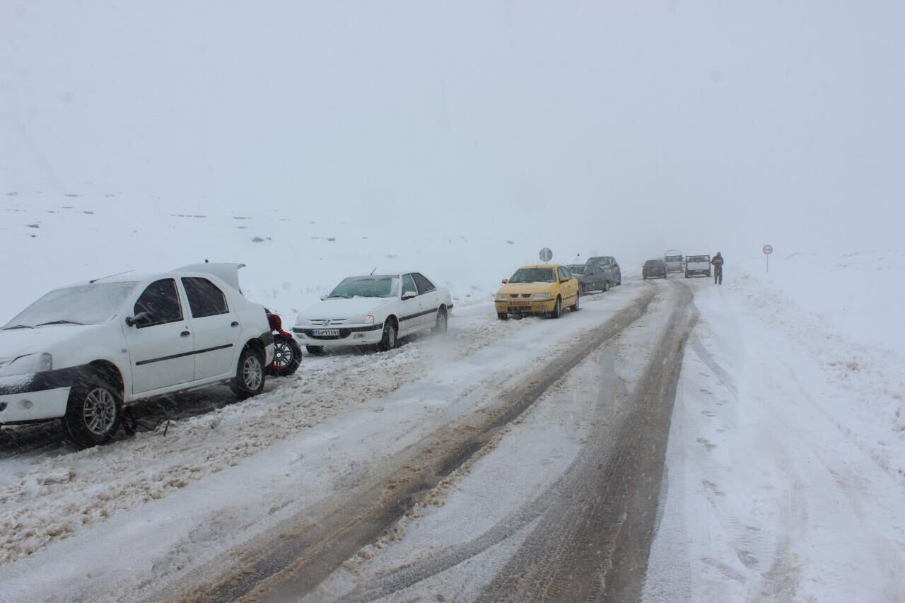   بارش شدید برف در سه شهر استان مرکزی | هشدار به مردم برای تردد در این جاده ها
