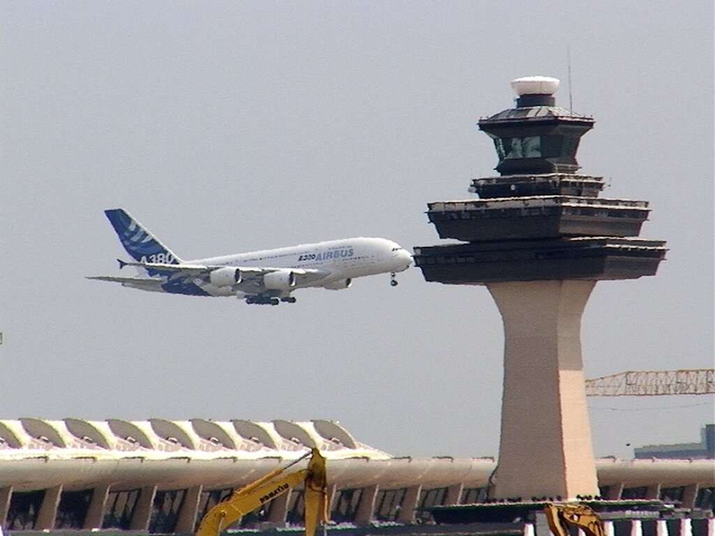 ممنوعیت پروازی در فرودگاه بین‌المللی مهرآباد تمدید شد