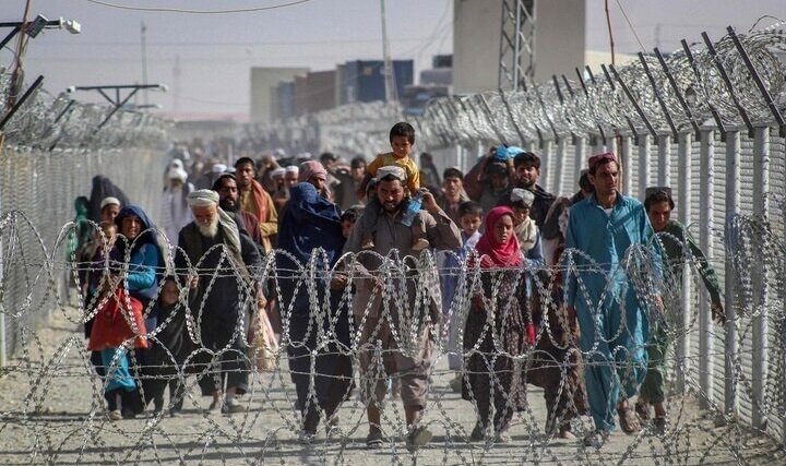 چه اتفاقات دیگری باید برای مهاجران افغانستانی بیفتد که مسئولان باور کنند با یک بحران روبرو هستیم؟