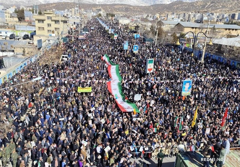 اتحاد ملی ‌در جشن انقلاب/ پیام ایران به آمریکا مخابره شد