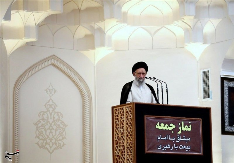 امام خمینی(ره) راهی به سوی عزت و بیداری بشریت گشود امام خمینی(ره) راهی به سوی عزت و بیداری بشریت گشود