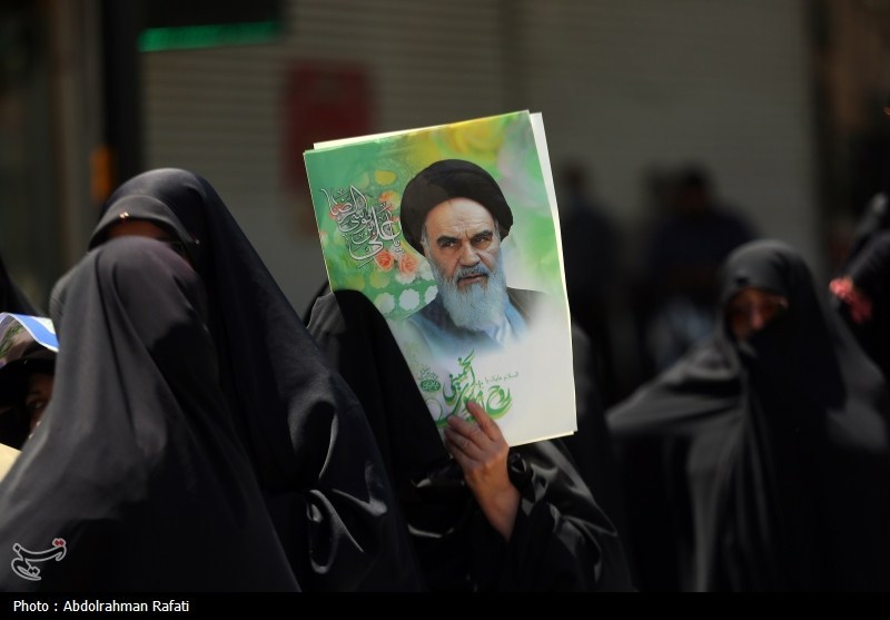 لزوم بهره مندی از آموزههای حکمرانی در مکتب امام روحالله لزوم بهره مندی از آموزههای حکمرانی در مکتب امام روحالله