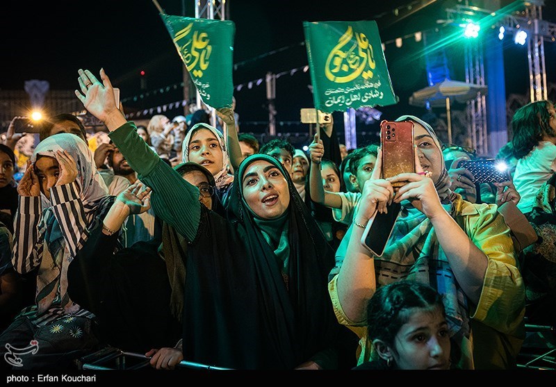 مهمونی ۱۵ کیلومتری گلستانیها در روز عید غدیر مهمونی ۱۵ کیلومتری گلستانیها در روز عید غدیر