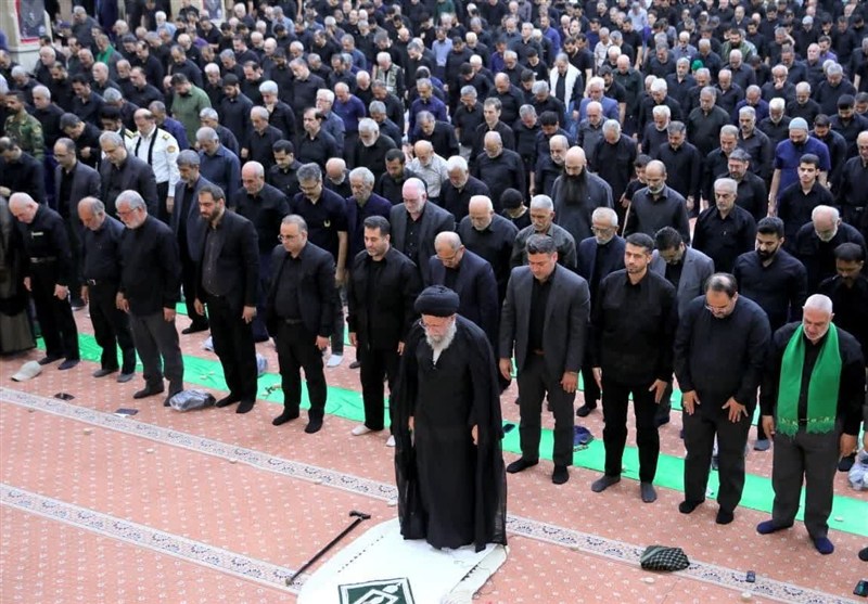 نماز ظهر عاشورا در گرگان اقامه شد+تصاویر نماز ظهر عاشورا در گرگان اقامه شد+تصاویر