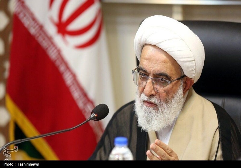 نقشآفرینی حوزههای علمیه در پاسداری از دین و ارزشهای اسلامی نقشآفرینی حوزههای علمیه در پاسداری از دین و ارزشهای اسلامی